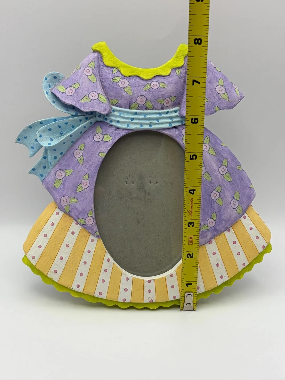 Vintage Picture Frame Flower Dress Oval Photo Approx. 3.5